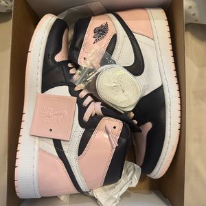 Size 9.5 men Jordan 1 great condition